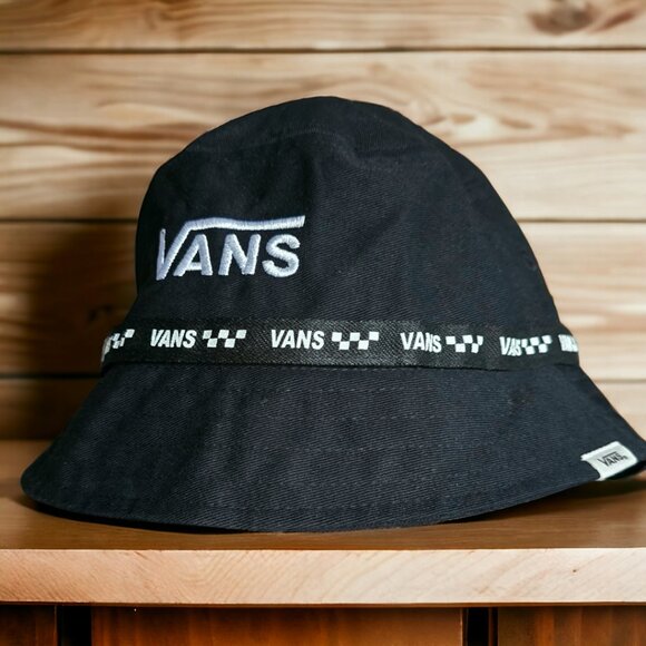 VANS (S/M) Men/Wmn Black and White Checkerboard Flying V Logo Bucket Hat - Picture 1 of 6